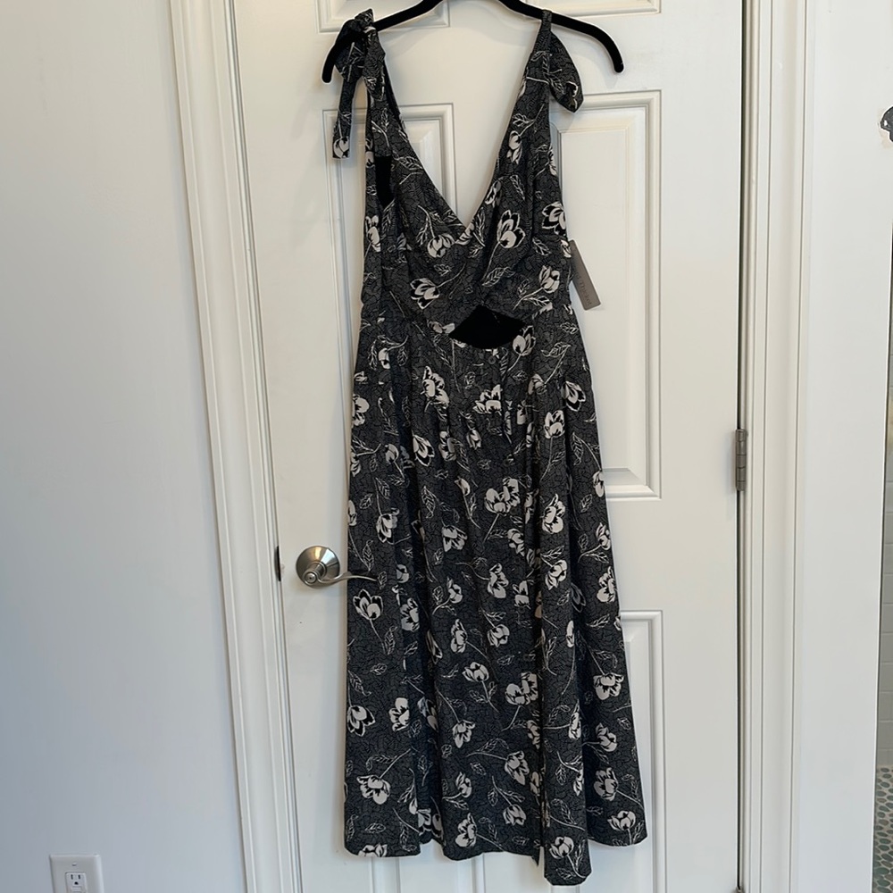 NWT Never worn adorable boutique dress.